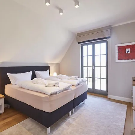 Reetland Am - Luxus Reetdachvilla Mit 3 Schlafzimmern, Sauna Und Kamin E23 Dranske