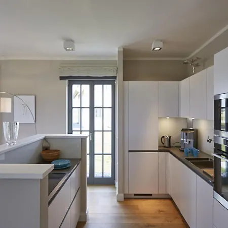 بيت للعطل Reetland Am - Luxus Reetdachvilla Mit 3 Schlafzimmern, Sauna Und Kamin E23 *