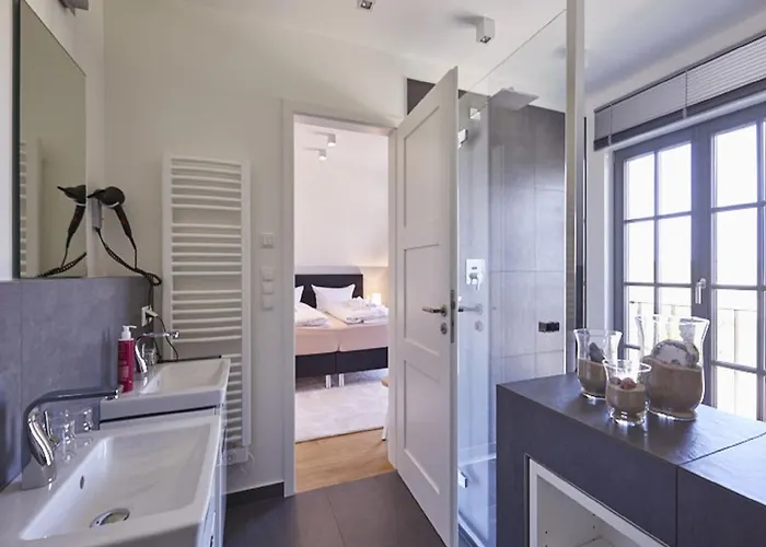 Reetland Am - Luxus Reetdachvilla Mit 3 Schlafzimmern, Sauna Und Kamin E23 펜션 드란스케