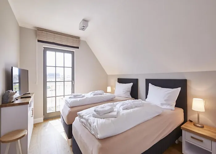 Reetland Am - Luxus Reetdachvilla Mit 3 Schlafzimmern, Sauna Und Kamin E23 펜션 드란스케